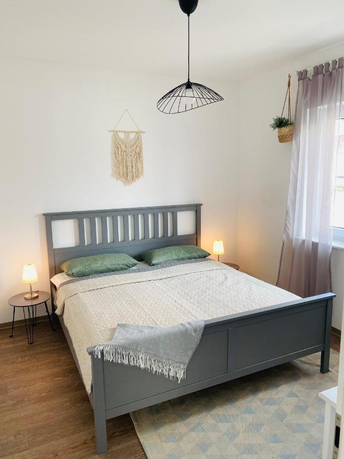 Gemuetliche Neubauwohnung 70Qm Айхенцелль Экстерьер фото